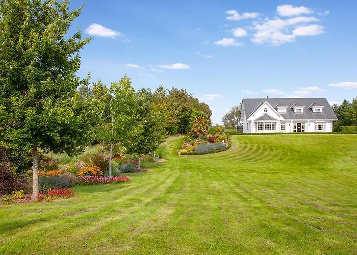 The Ridgewood Lodge
